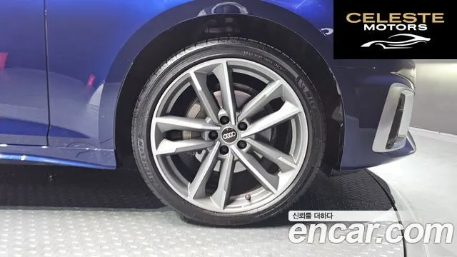 AUDI A5 (F5) 40 TDI Quattro Premium Sportback 2021 — photo 5 sur 26