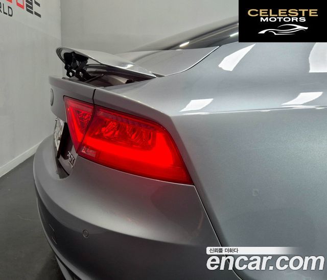 AUDI A7 3.0 TFSI Quattro 2014 — photo 11 sur 26