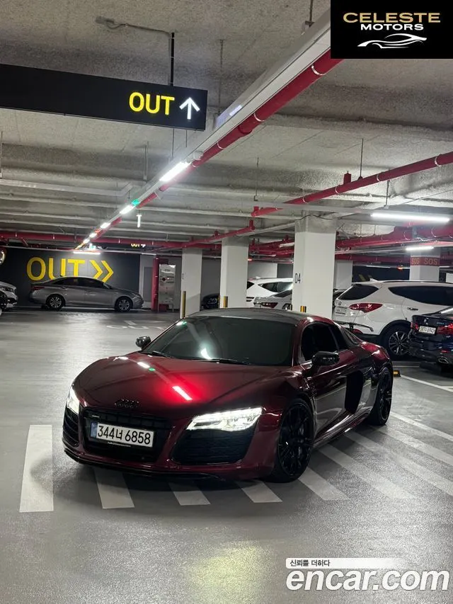 AUDI R8 5.2 V10 Coupé 2014 — photo 13 sur 17