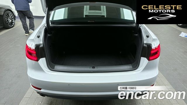 AUDI A4 (B9) 30 TDI Premium 2018 — photo 20 sur 20