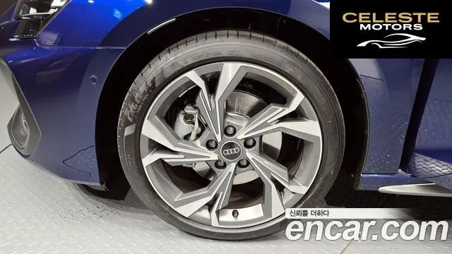 AUDI A3 (8Y) 40 TFSI Premium 2025 — photo 5 sur 20