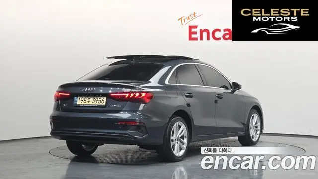 AUDI A3 (8Y) 40 TFSI 2022 — photo 2 sur 26
