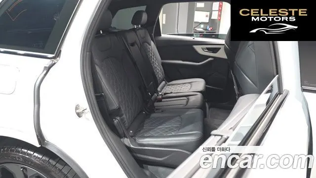 AUDI Q7 (4M) 55 TFSI Quattro Premium 2025 — photo 11 sur 26