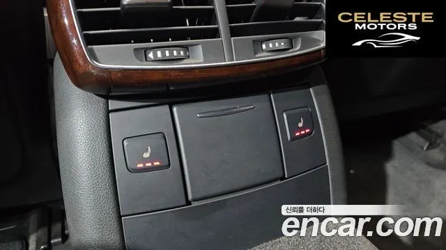 AUDI A8 4.2 FSI Quattro 2011 — photo 18 sur 20