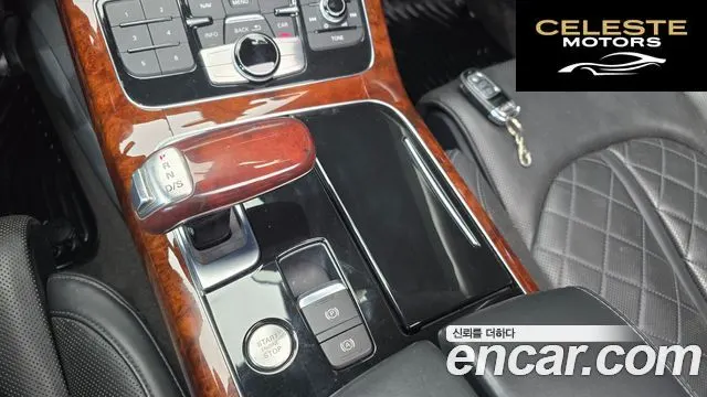 AUDI A8 4.2 FSI Quattro 2011 — photo 9 sur 20