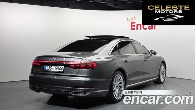 AUDI A8 (D5) 55 TFSI Quattro LWB 2018 — photo 2 sur 26
