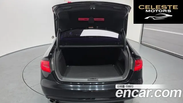 AUDI A4 30 TDI Dynamic 2015 — photo 20 sur 20