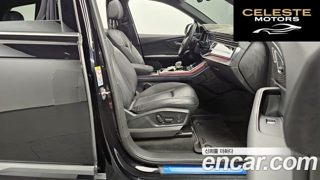 AUDI Q7 (4M) 45 TDI Quattro Premium 2021 — photo 10 sur 20
