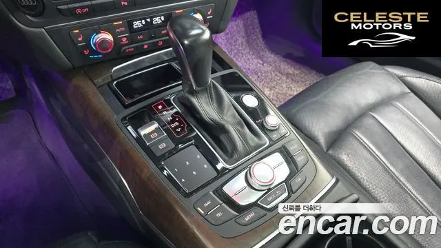 AUDI A7 40 TFSI Quattro Premium 2016 — photo 9 sur 20
