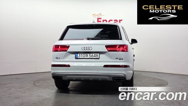 AUDI Q7 (4M) 45 TFSI Quattro 2019 — photo 4 sur 26