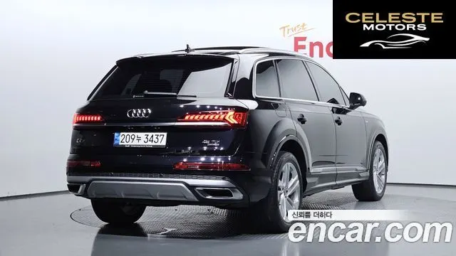 AUDI Q7 (4M) 45 TDI Quattro Premium 2021 — photo 2 sur 20