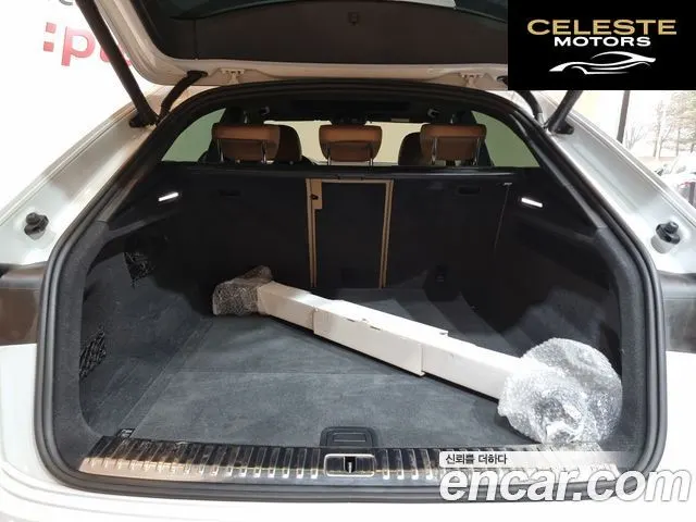 AUDI Q8 (4M) 45 TDI Quattro Premium 2023 — photo 18 sur 26