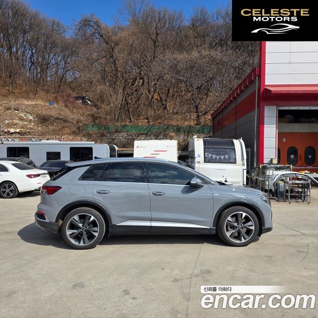 AUDI Q4 e-(F4) 40 Premium 2023 — photo 7 sur 26