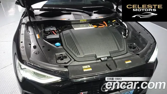 AUDI e-55 Quattro Sportback 2022 — photo 6 sur 20