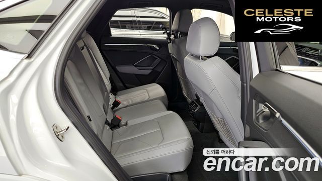 AUDI Q3 (F3) 35 TDI Premium Sportback 2022 — photo 12 sur 20