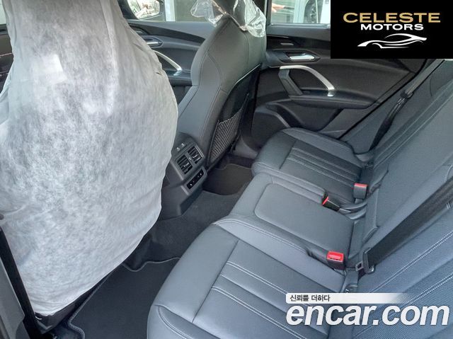 AUDI Q5 (80A) 40 TDI Quattro S Line Noir Edition 2025 — photo 9 sur 15