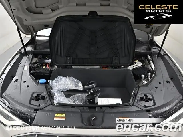 AUDI e-55 Quattro Sportback 2022 — photo 6 sur 26