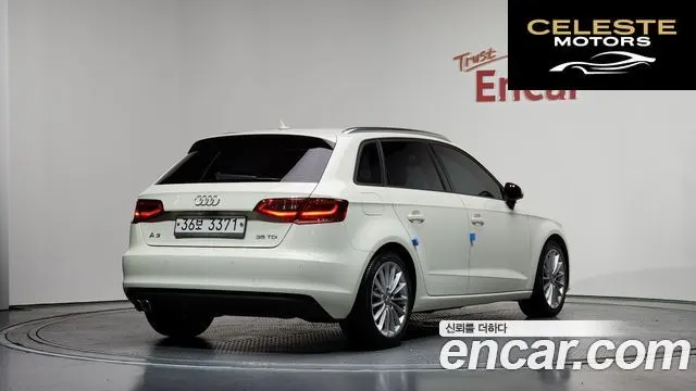 AUDI A3 35 TDI Dynamic Sportback 2015 — photo 2 sur 20