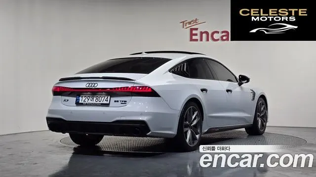 AUDI A7 (4K) 55 TFSI Quattro Premium 2023 — photo 2 sur 26