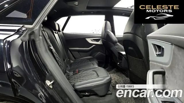 AUDI Q8 (4M) 55 TFSI Quattro Premium 2021 — photo 12 sur 20