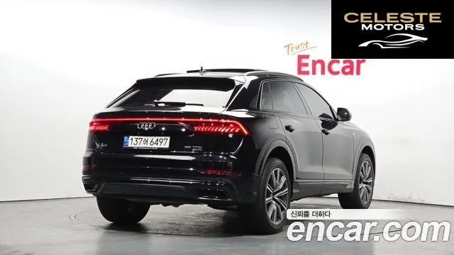 AUDI Q8 (4M) 55 TFSI Quattro Premium 2021 — photo 2 sur 20