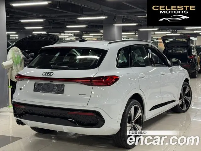 AUDI Q5 (80A) 40 TDI Quattro S Line Noir Edition 2025 — photo 3 sur 21