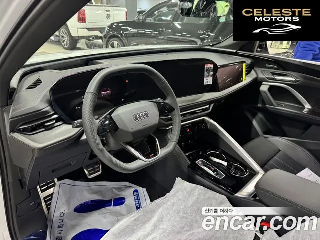 AUDI Q5 (80A) 40 TDI Quattro S Line Noir Edition 2025 — photo 4 sur 21