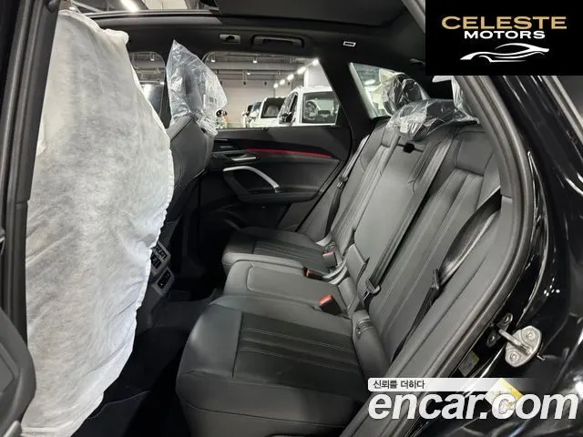 AUDI Q5 (80A) 40 TDI Quattro S Line Noir Edition 2025 — photo 12 sur 21