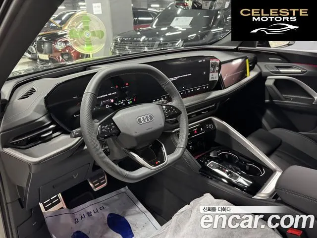 AUDI Q5 (80A) 40 TDI Quattro S Line Noir Edition 2025 — photo 4 sur 21