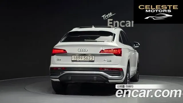 AUDI Q5 (FY) 45 TFSI Quattro Premium Sportback 2023 — photo 4 sur 20