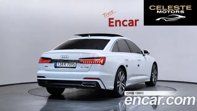 AUDI A6 (C8) 45 TFSI Premium 2022 — photo 2 sur 20