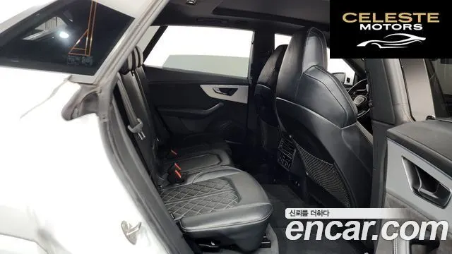 AUDI Q8 (4M) 50 TDI Quattro Premium 2021 — photo 12 sur 20
