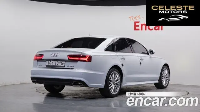 AUDI A6 40 TFSI Premium 2018 — photo 2 sur 26