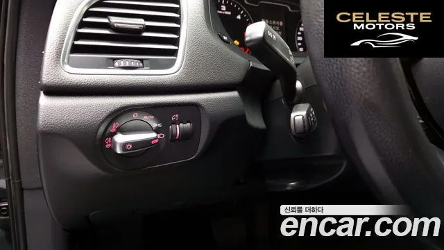 AUDI Q3 2.0 TDI Quattro Dynamic 2013 — photo 18 sur 20