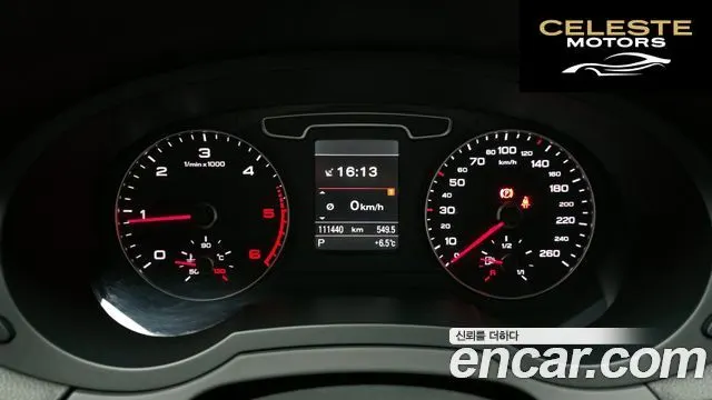 AUDI Q3 2.0 TDI Quattro Dynamic 2013 — photo 8 sur 20