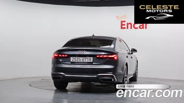 AUDI A5 (F5) 40 TDI Quattro Premium Sportback 2021 — photo 4 sur 20