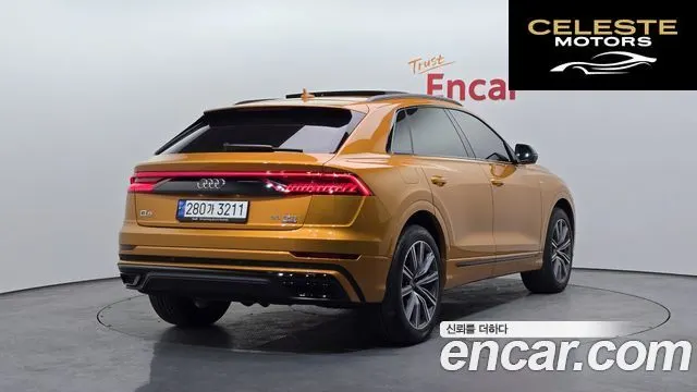 AUDI Q8 (4M) 55 TFSI Quattro Premium 2021 — photo 2 sur 20