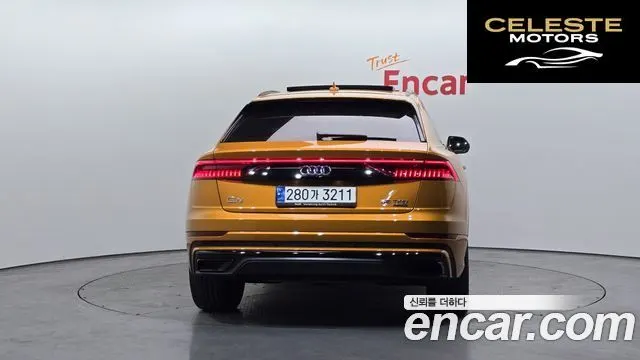 AUDI Q8 (4M) 55 TFSI Quattro Premium 2021 — photo 4 sur 20