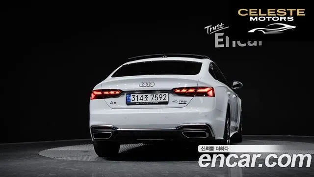 AUDI A5 (F5) 40 TFSI Quattro Premium Sportback 2022 — photo 4 sur 20