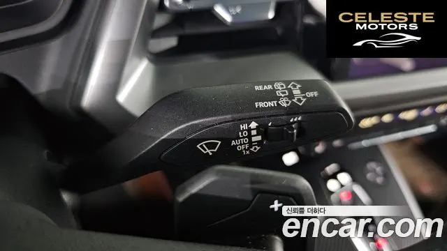 AUDI Q4 e-(F4) 40 Premium 2022 — photo 16 sur 20
