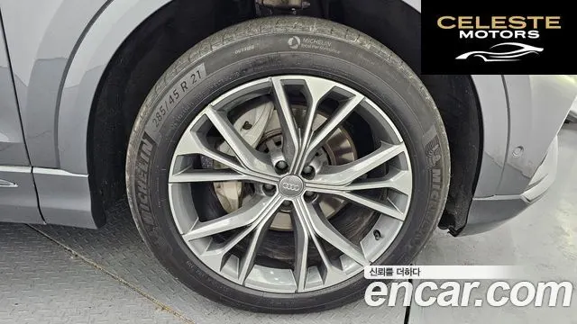AUDI Q8 (4M) 50 TDI Quattro Premium 2021 — photo 4 sur 20