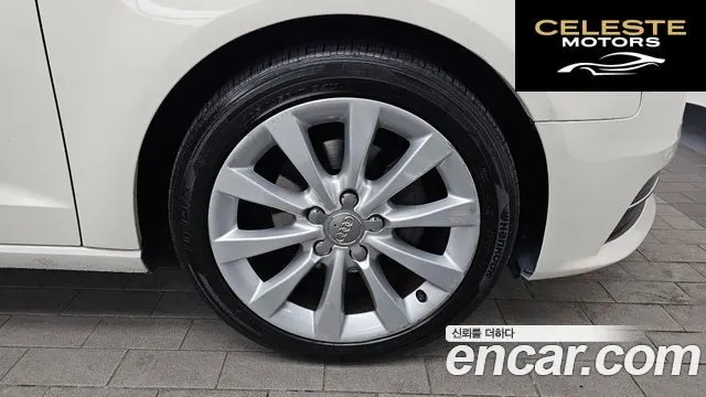 AUDI A3 35 TDI Dynamic Sportback 2015 — photo 5 sur 20