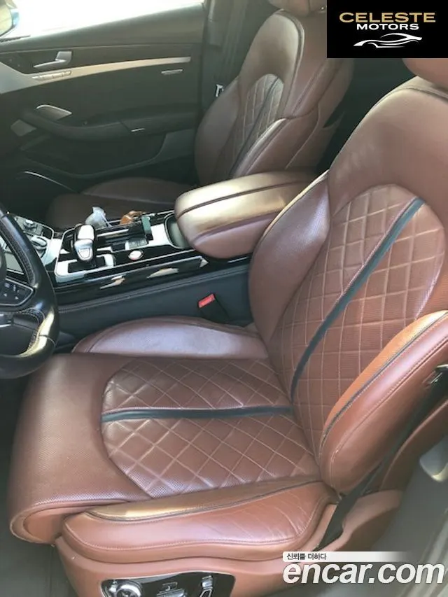 AUDI S8 4.0 TFSI Quattro 2016 — photo 8 sur 21