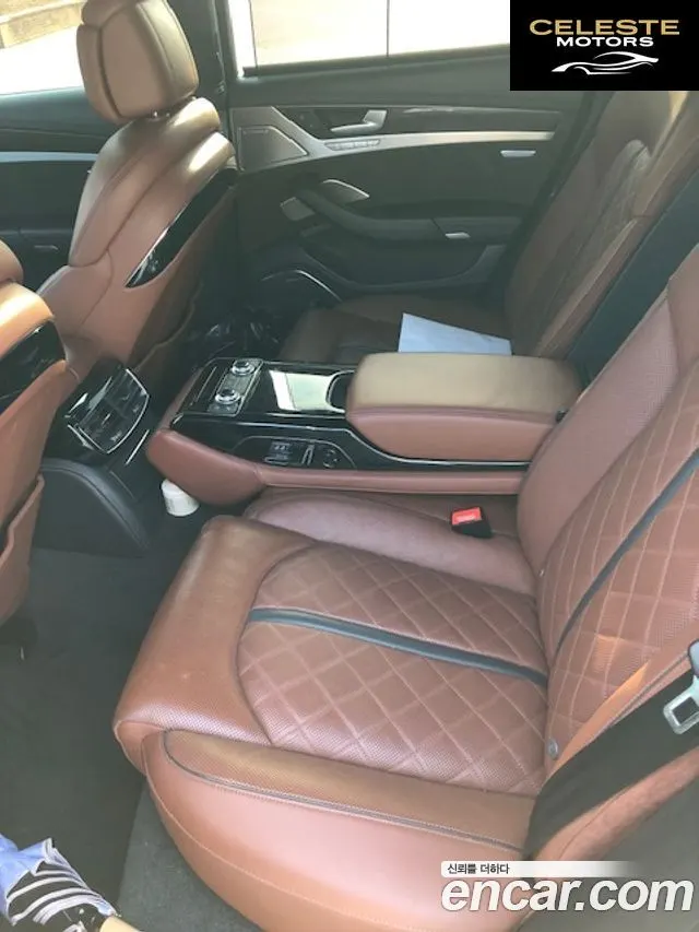 AUDI S8 4.0 TFSI Quattro 2016 — photo 9 sur 21