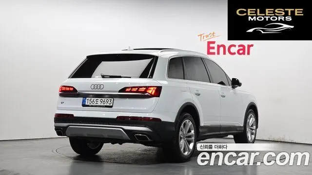 AUDI Q7 (4M) 55 TFSI Quattro 2025 — photo 2 sur 20