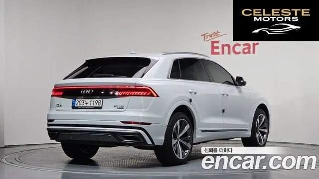 AUDI Q8 (4M) 50 TDI Quattro Premium 2022 — photo 2 sur 20
