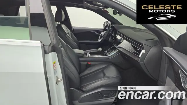 AUDI Q8 (4M) 45 TDI Quattro Premium 2021 — photo 11 sur 20