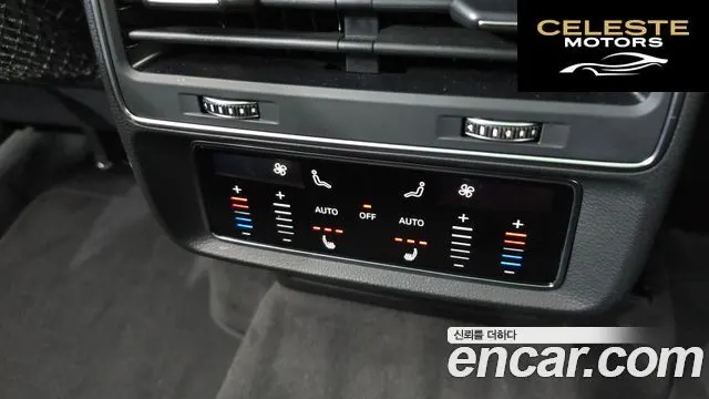 AUDI Q8 (4M) 45 TDI Quattro Premium 2021 — photo 18 sur 20