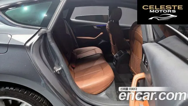 AUDI A5 (F5) 45 TFSI Quattro Premium Sportback 2020 — photo 12 sur 26