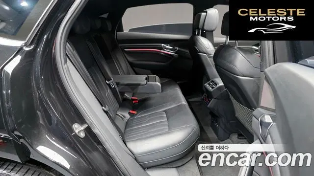 AUDI e-55 Quattro Sportback 2022 — photo 12 sur 20